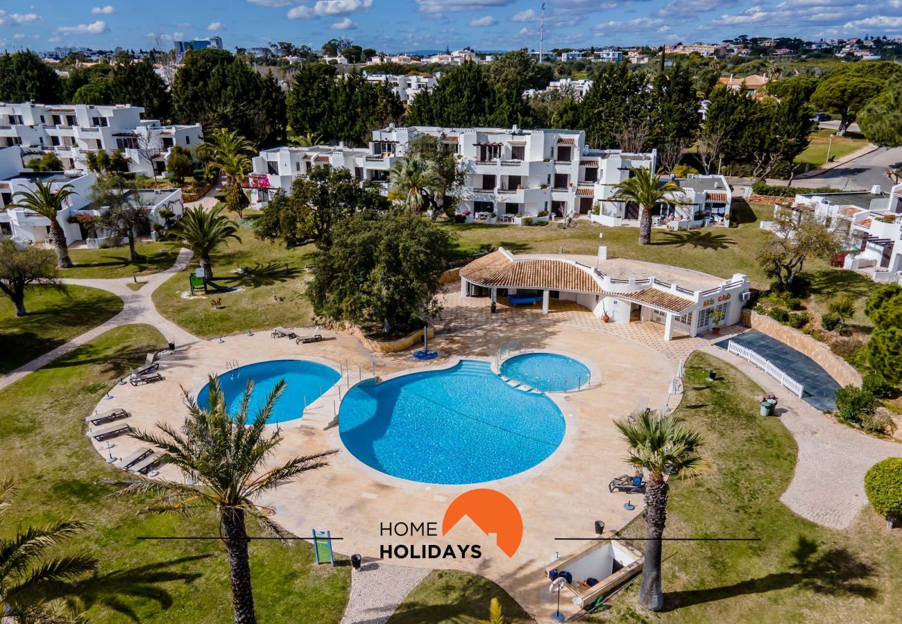 Apartamento en Albufeira - #120 T3 Espaçoso em Albufeira by Home Holidays