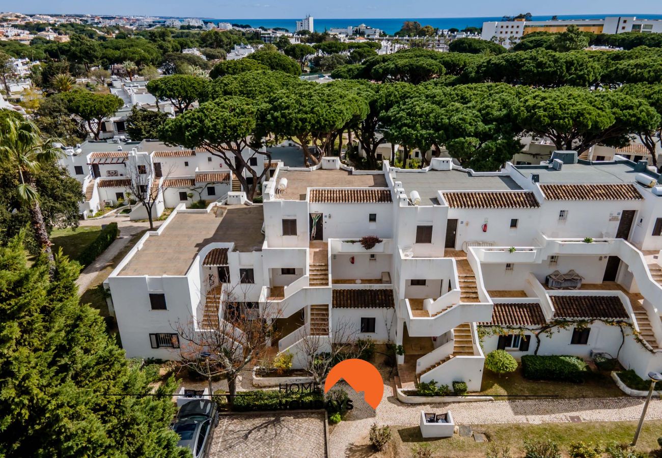 Apartamento en Albufeira - #120 T3 Espaçoso em Albufeira by Home Holidays
