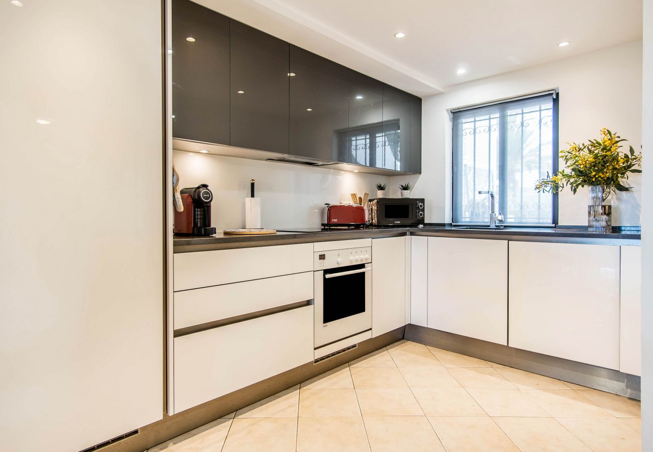 Apartamento en Albufeira - #120 T3 Espaçoso em Albufeira by Home Holidays