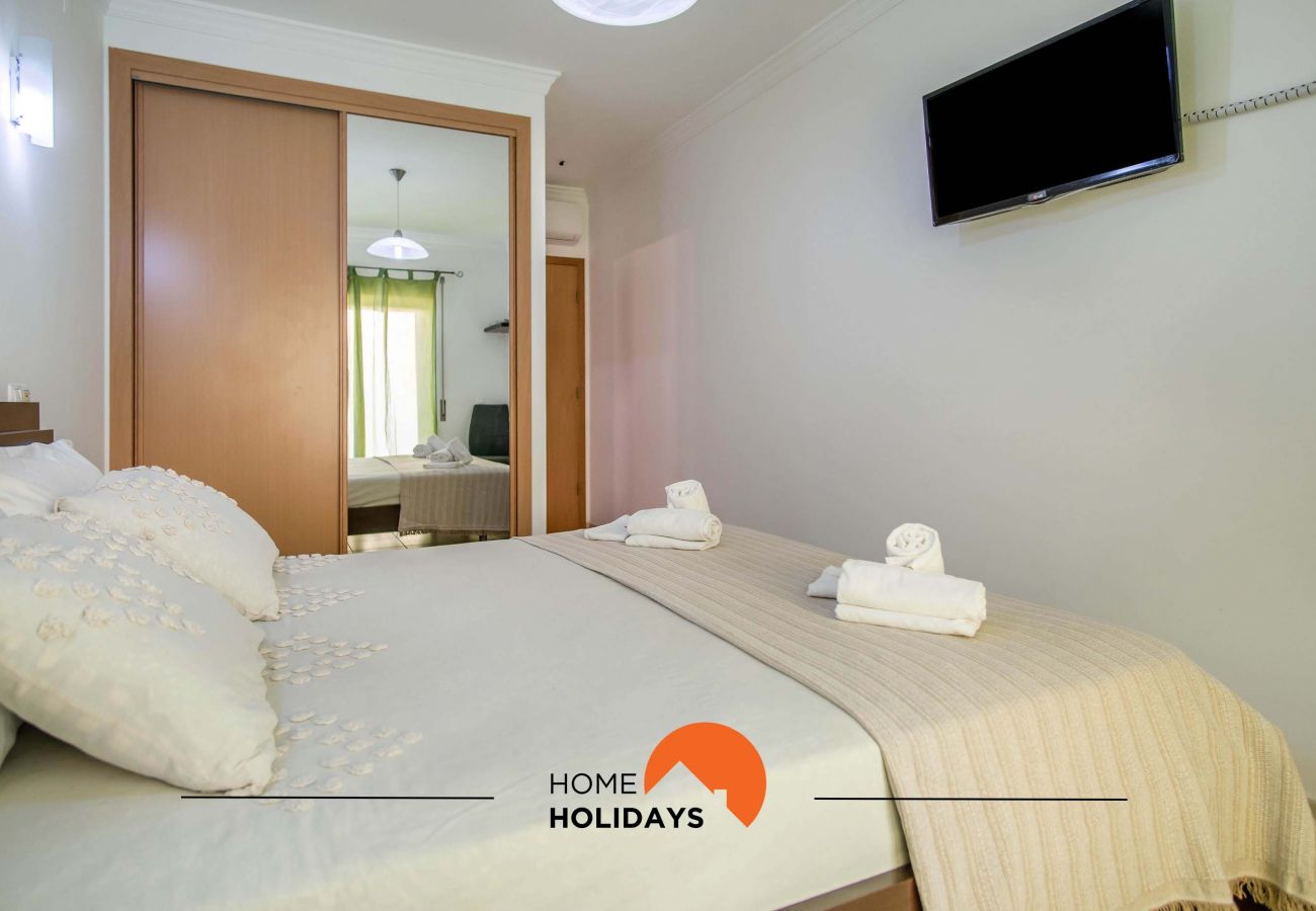 Apartamento en Albufeira - #123  2BR Apartment | Beach & Comfort