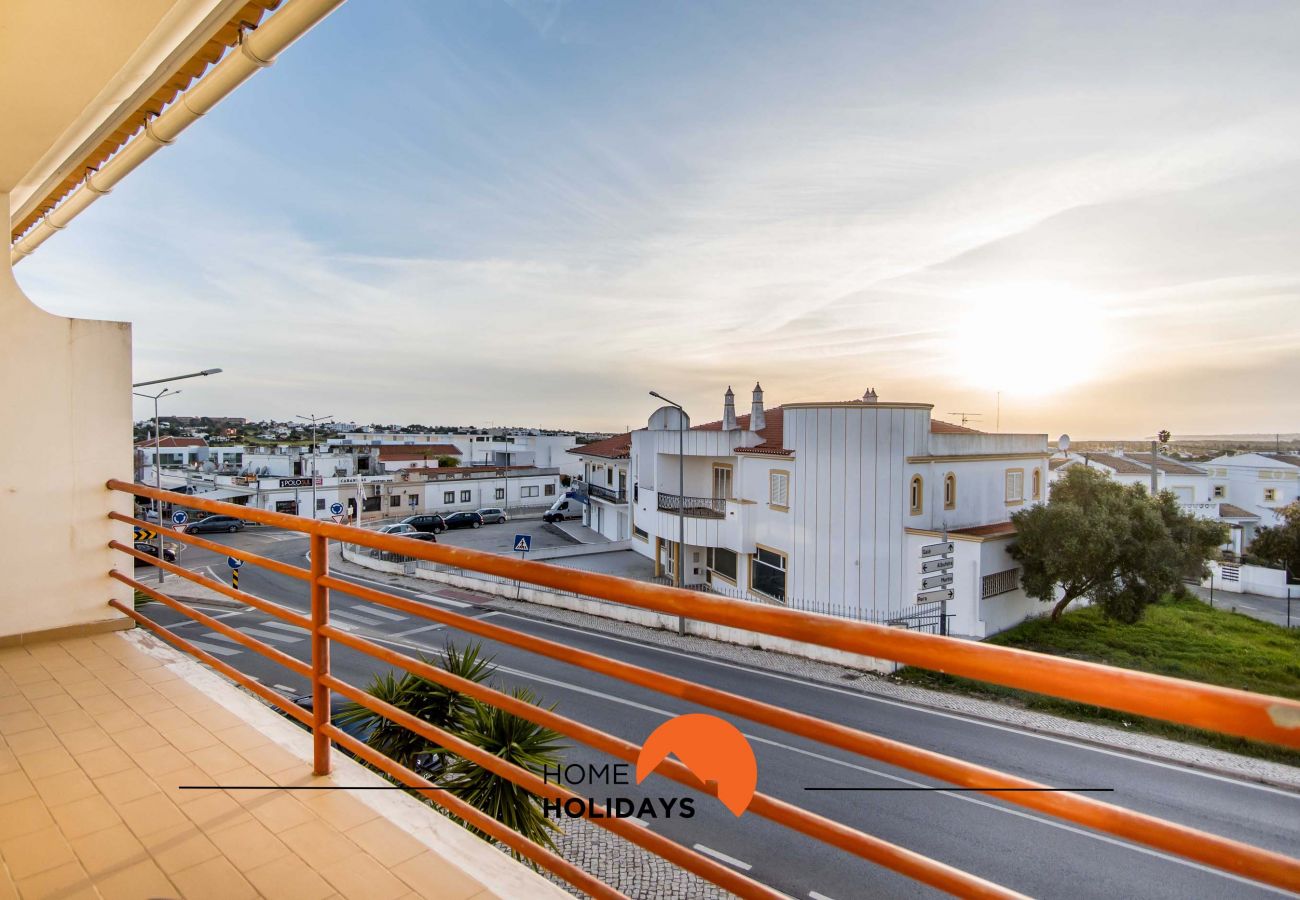 Apartamento en Albufeira - #123  2BR Apartment | Beach & Comfort
