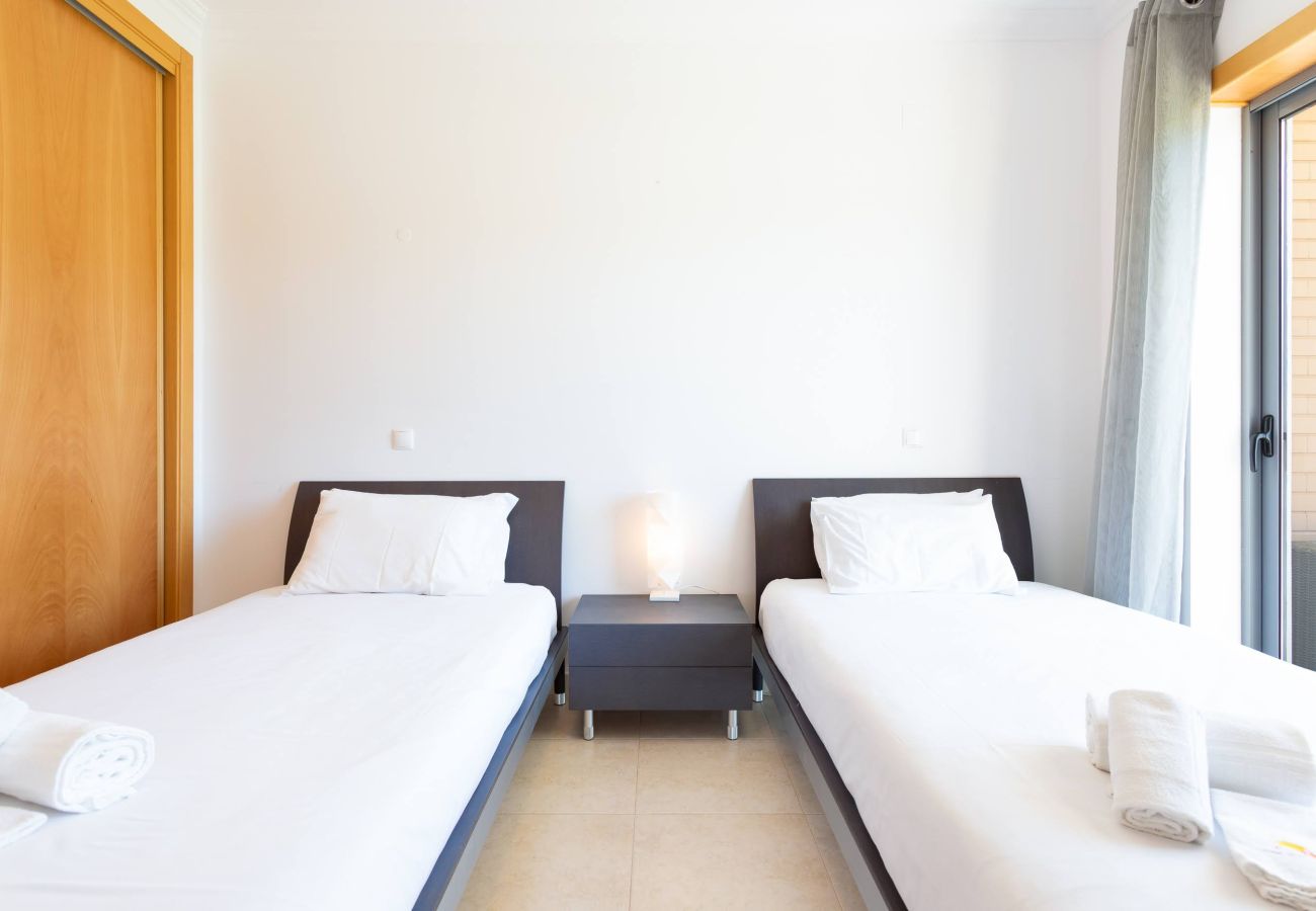 Casa en Albufeira - #154 | Relax & Unwind 2BDR Villa