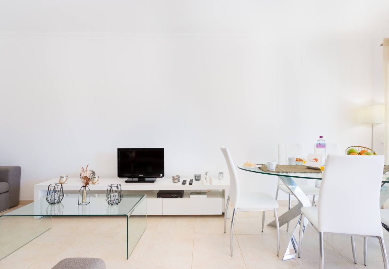 Casa en Albufeira - #154 | Relax & Unwind 2BDR Villa