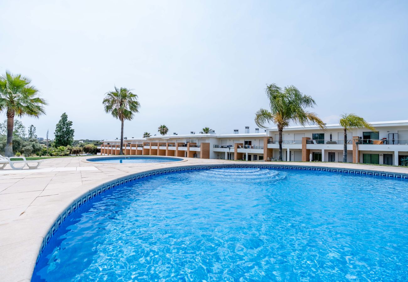 Casa en Albufeira - #154 | Relax & Unwind 2BDR Villa