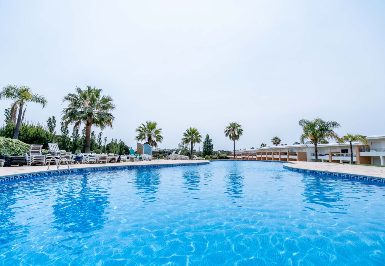 Casa en Albufeira - #154 | Relax & Unwind 2BDR Villa
