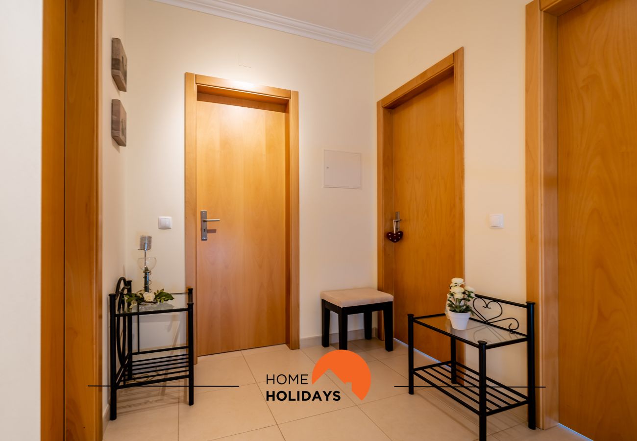 Casa adosada en Albufeira - #160 3BR Villa | Pool & Comfort