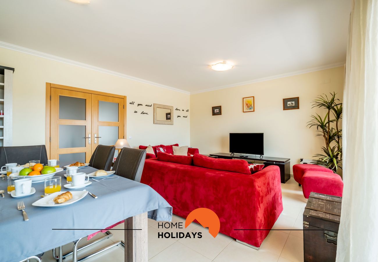Casa adosada en Albufeira - #160 3BR Villa | Pool & Comfort