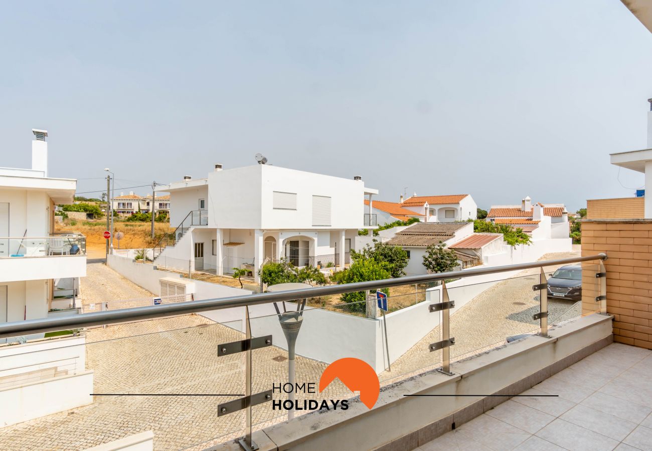 Casa adosada en Albufeira - #160 3BR Villa | Pool & Comfort