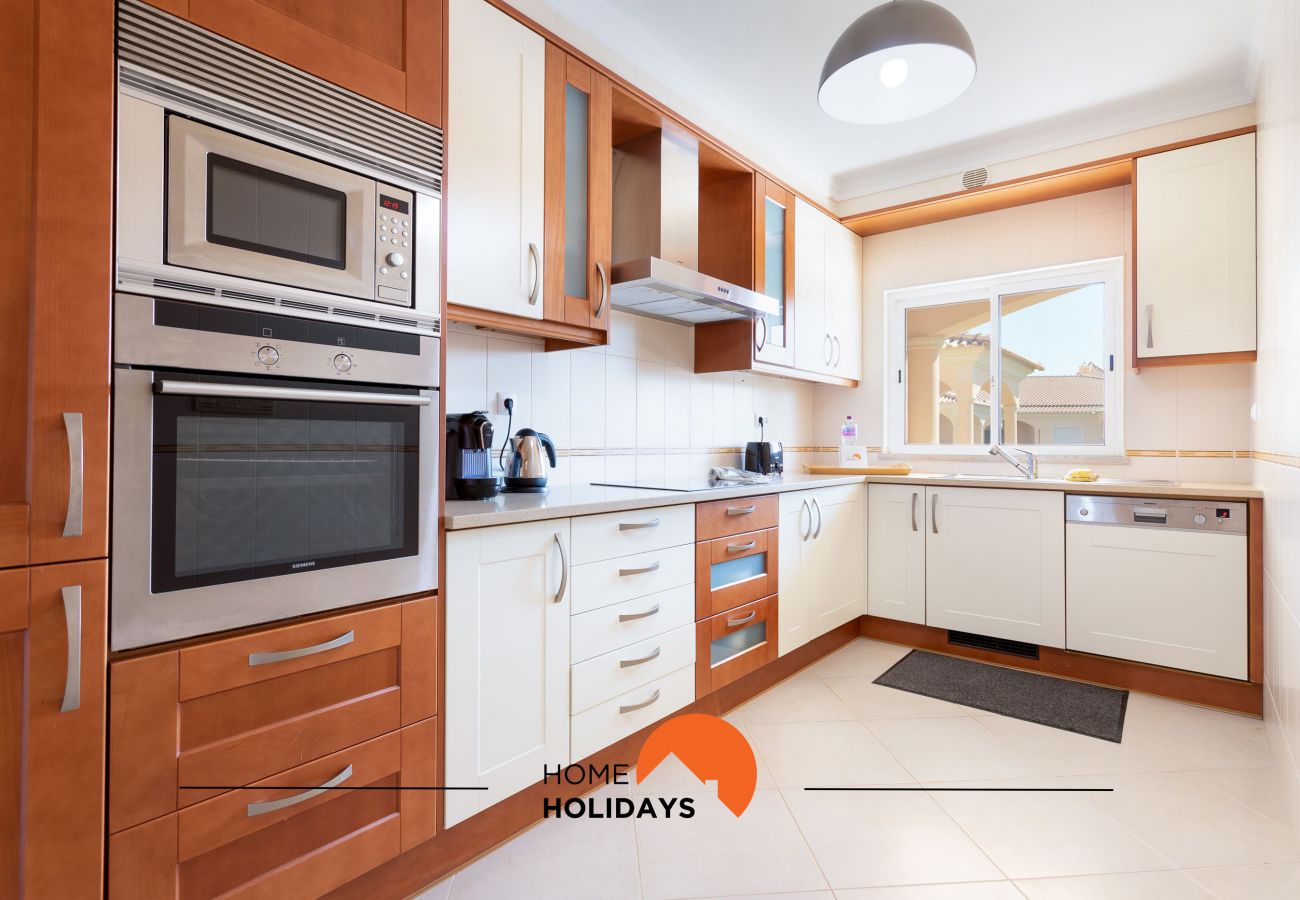 Apartamento en Vilamoura - #130 Praia Village | Pool & Prime Location