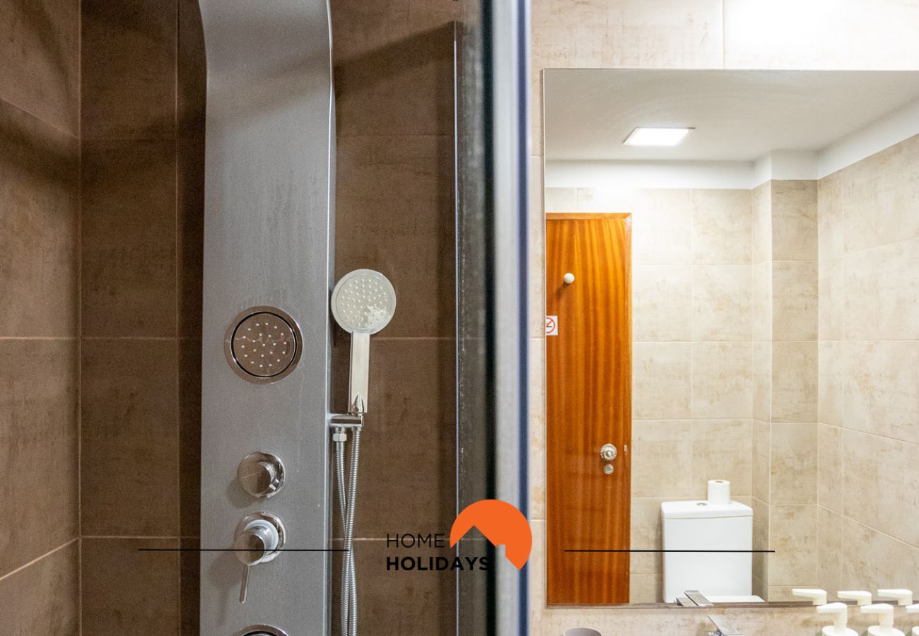 Apartamento en Porches - #193 Luxury Ocean View | Pool & Terrace