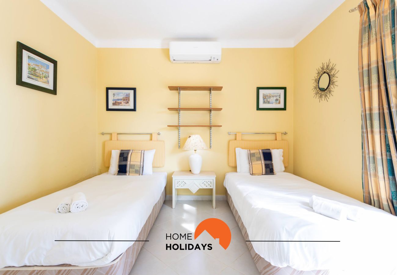 Villa en Albufeira - #214 3BR Villa | Pool & Family Friendly
