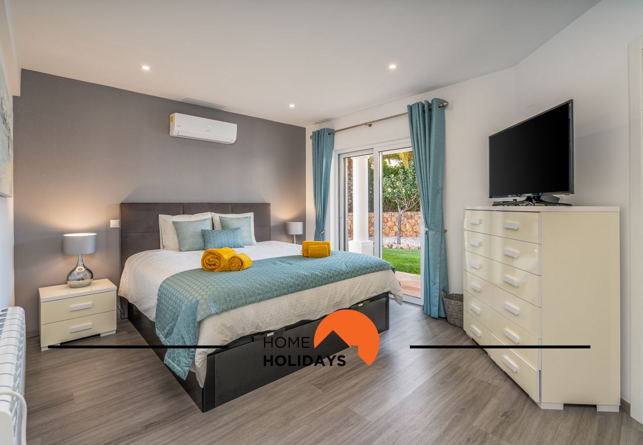 Villa en Albufeira - #239 3BR Villa w/ Pool | Family Stay