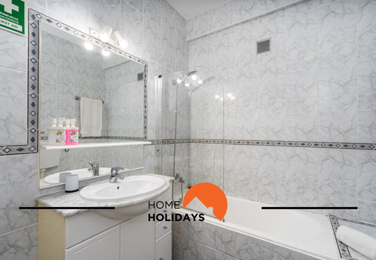 Apartamento en Albufeira - #261 Rosa Guest House | Central Stay