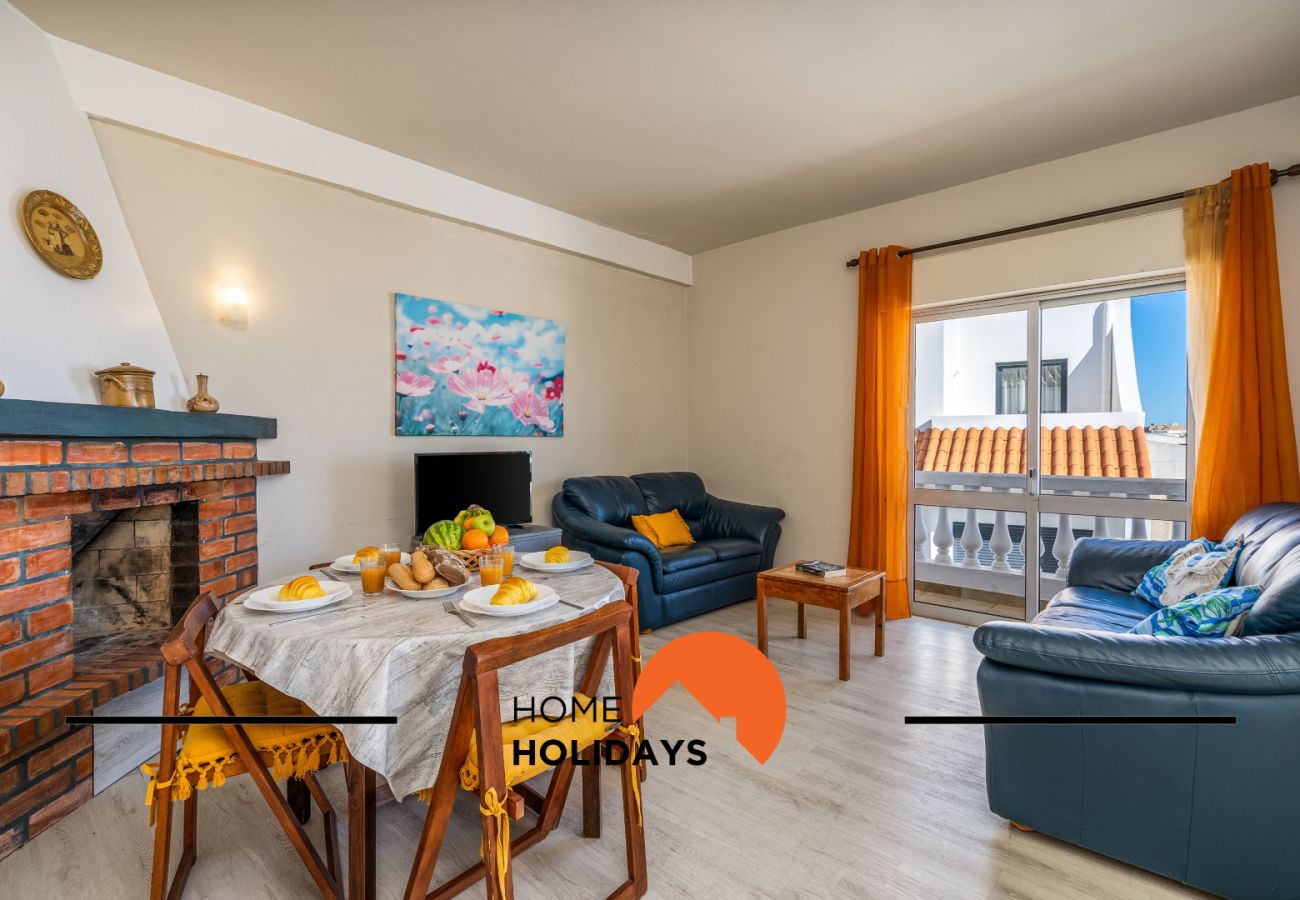 Apartamento en Albufeira - #261 Rosa Guest House | Central Stay