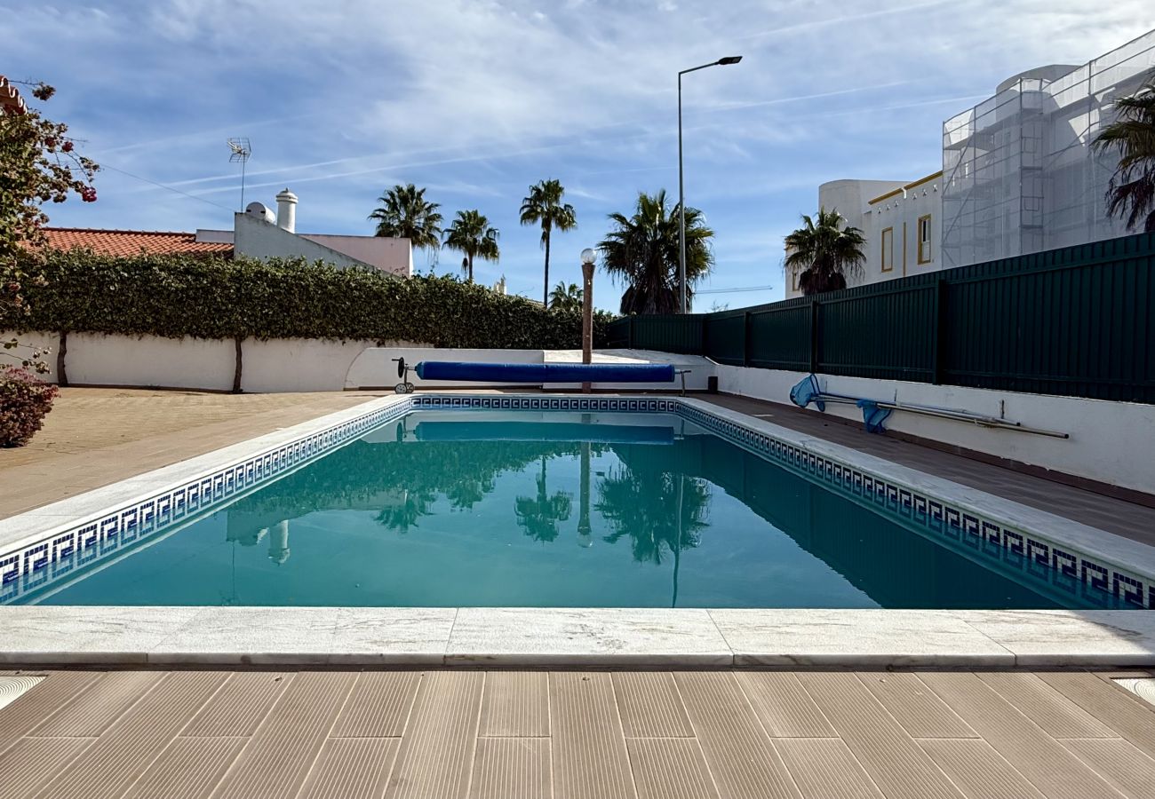Villa en Albufeira - #278 Central 5-Bedroom Villa | Local Experience