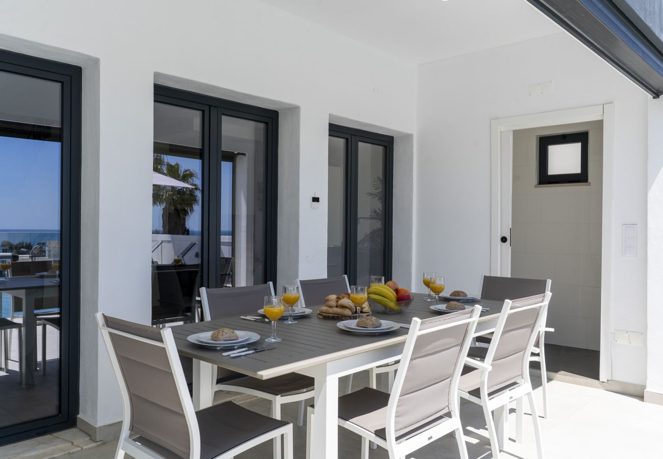Casa en Albufeira - #285 Sea View Villa | Jacuzzi & Large Pool 