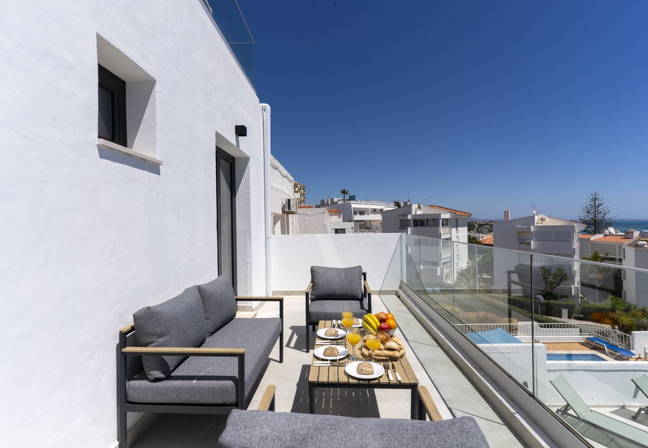 Casa en Albufeira - #285 Sea View Villa | Jacuzzi & Large Pool 