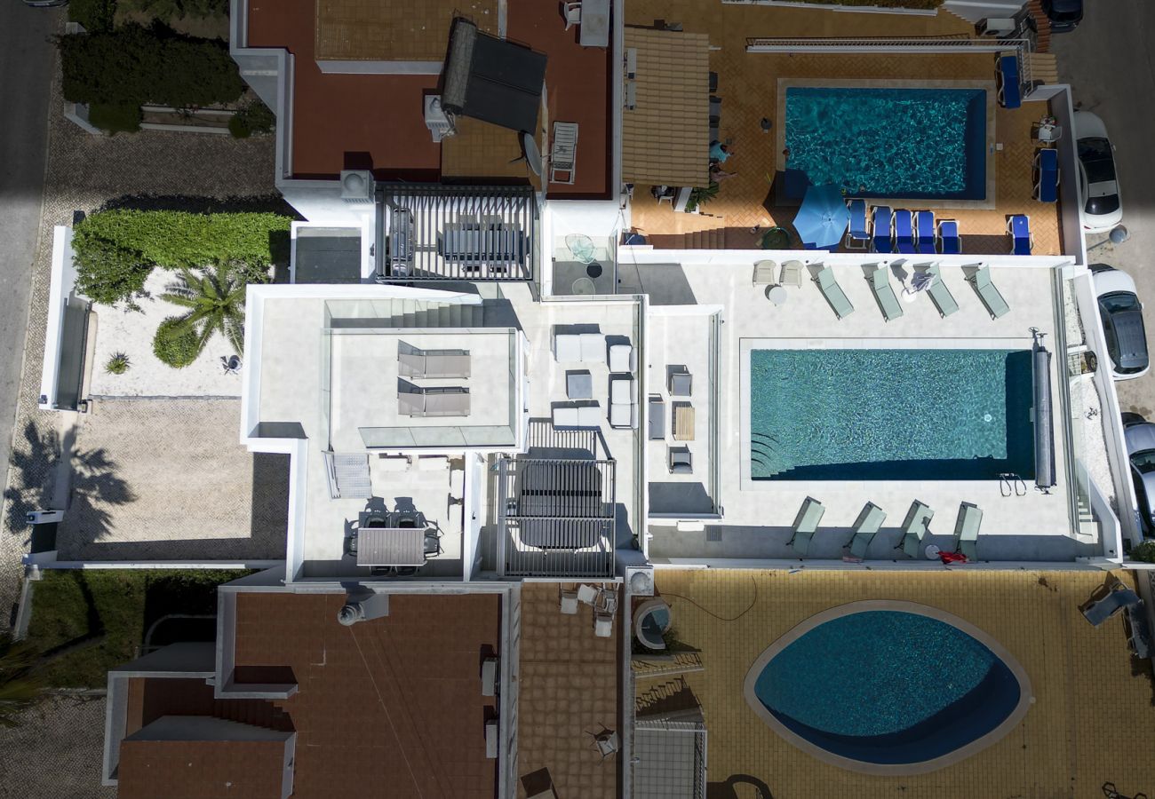 Casa en Albufeira - #285 Sea View Villa | Jacuzzi & Large Pool 