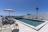 Casa en Albufeira - #285 Sea View Villa | Jacuzzi & Large Pool 
