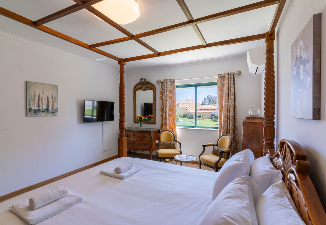 Apartamento en Albufeira - #310 Family Apartment | Pool & Beach Nearby