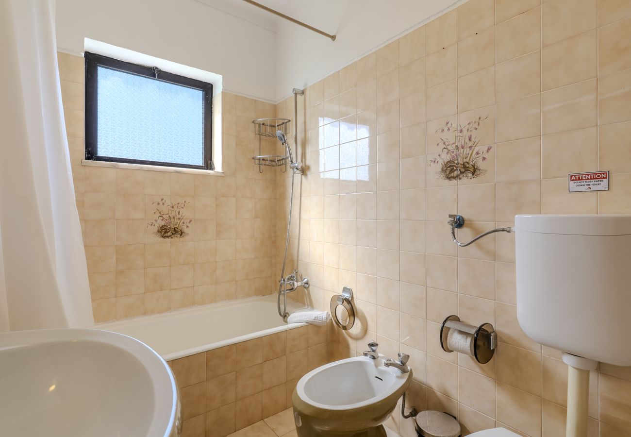 Apartamento en Albufeira - #333 2BR for Families | Central Location 