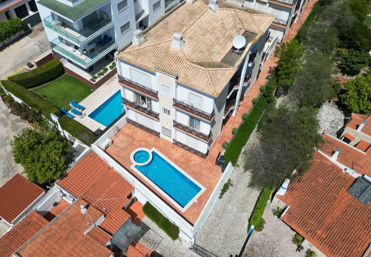 Apartamento en Albufeira - #325 Areias Beach Apartment | Walk to Sand