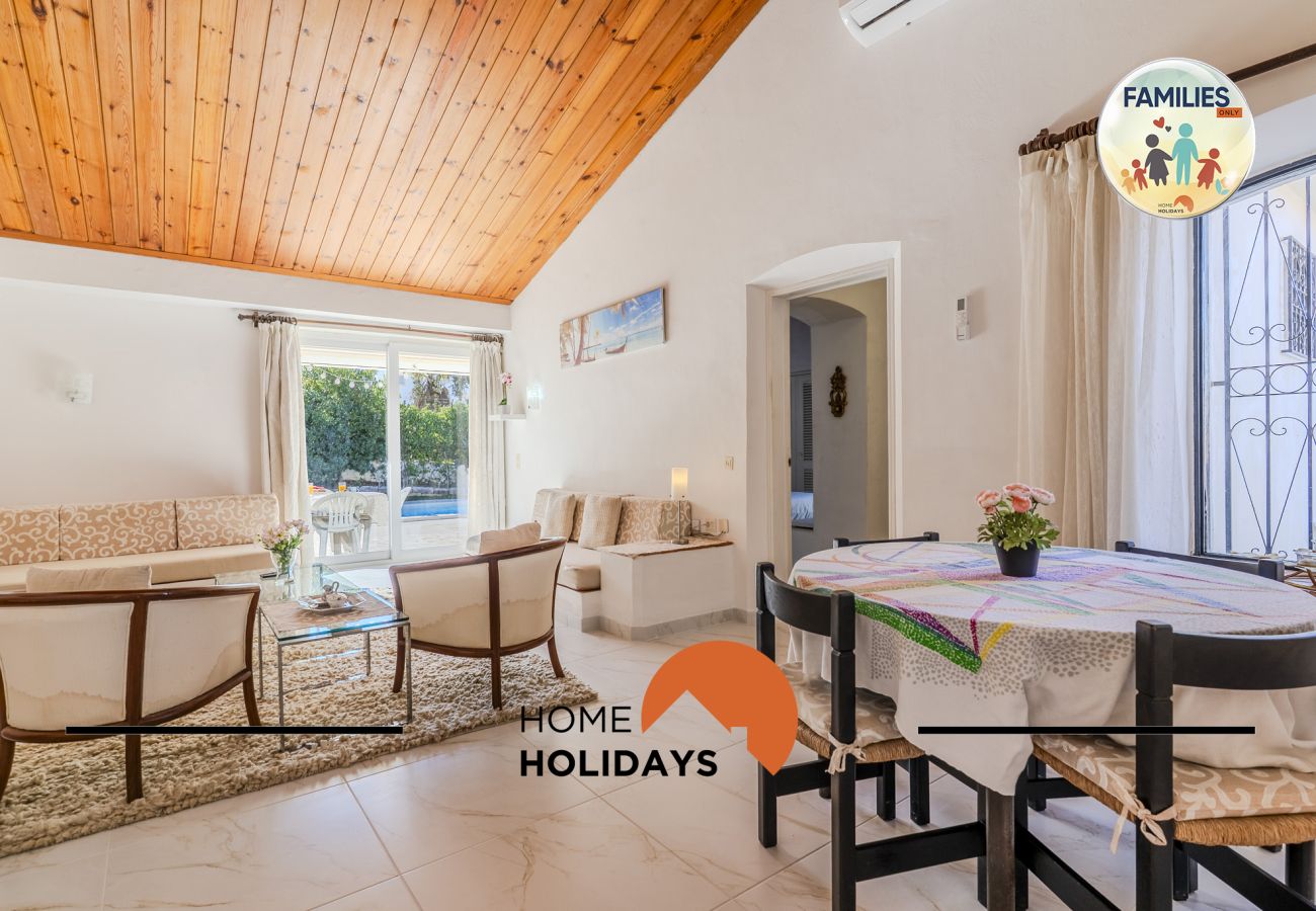 Villa en Albufeira - #329 Villa w/ Pool | Family Stay