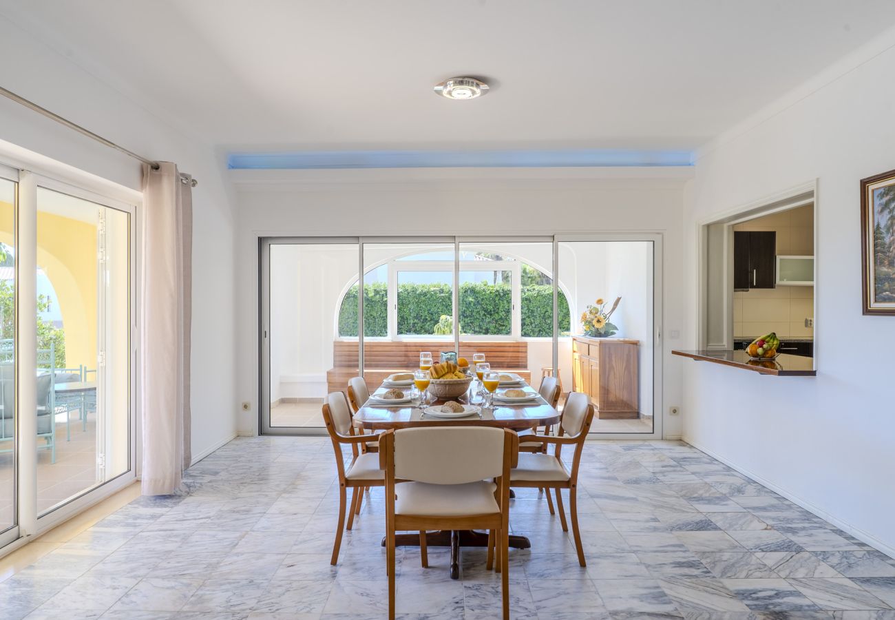 Casa en Albufeira - #336 Vila Sol | Pool & Comfort