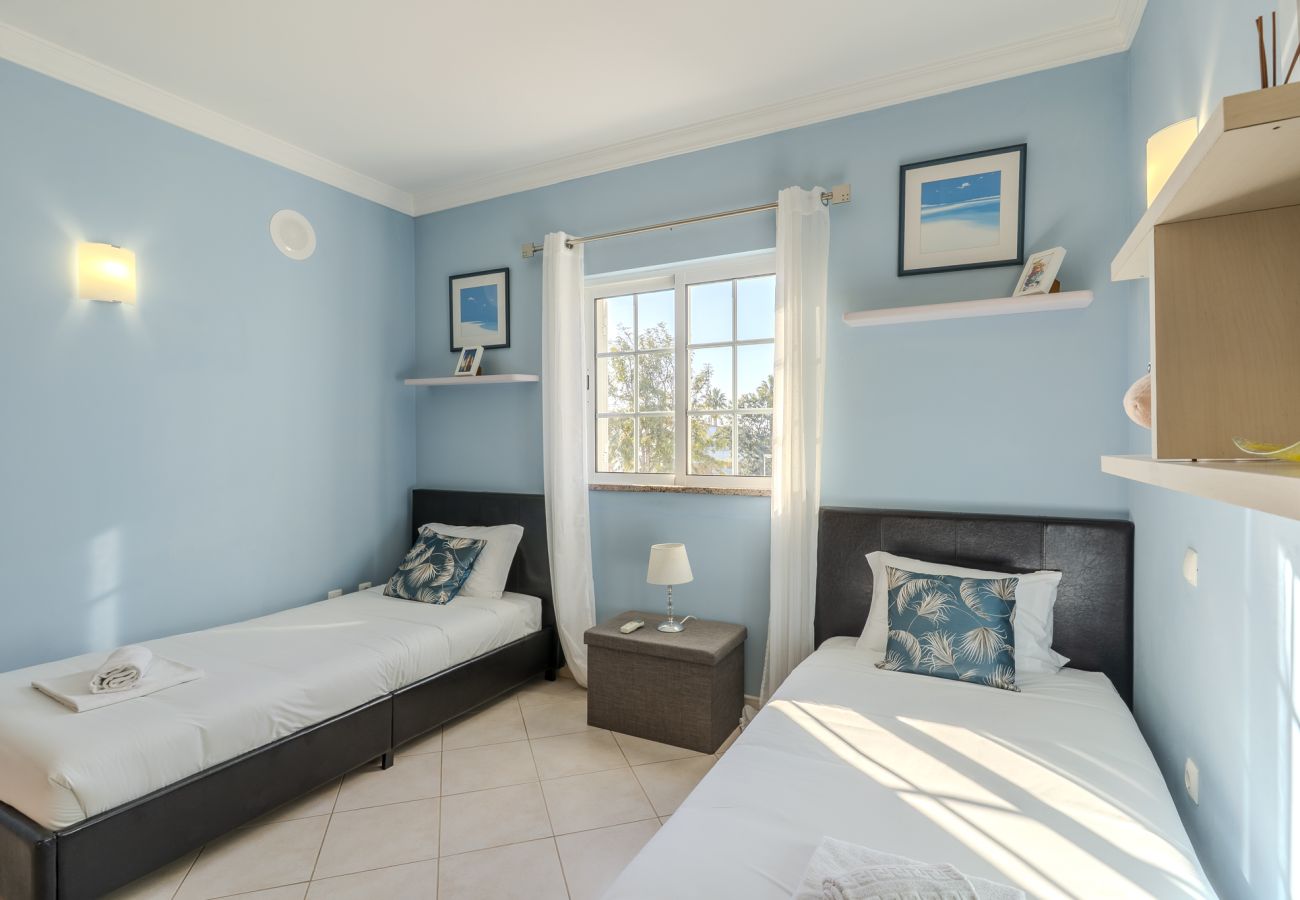 Villa en Albufeira - #343 Villa w/ Pool & Jacuzzi | Luxury Stay