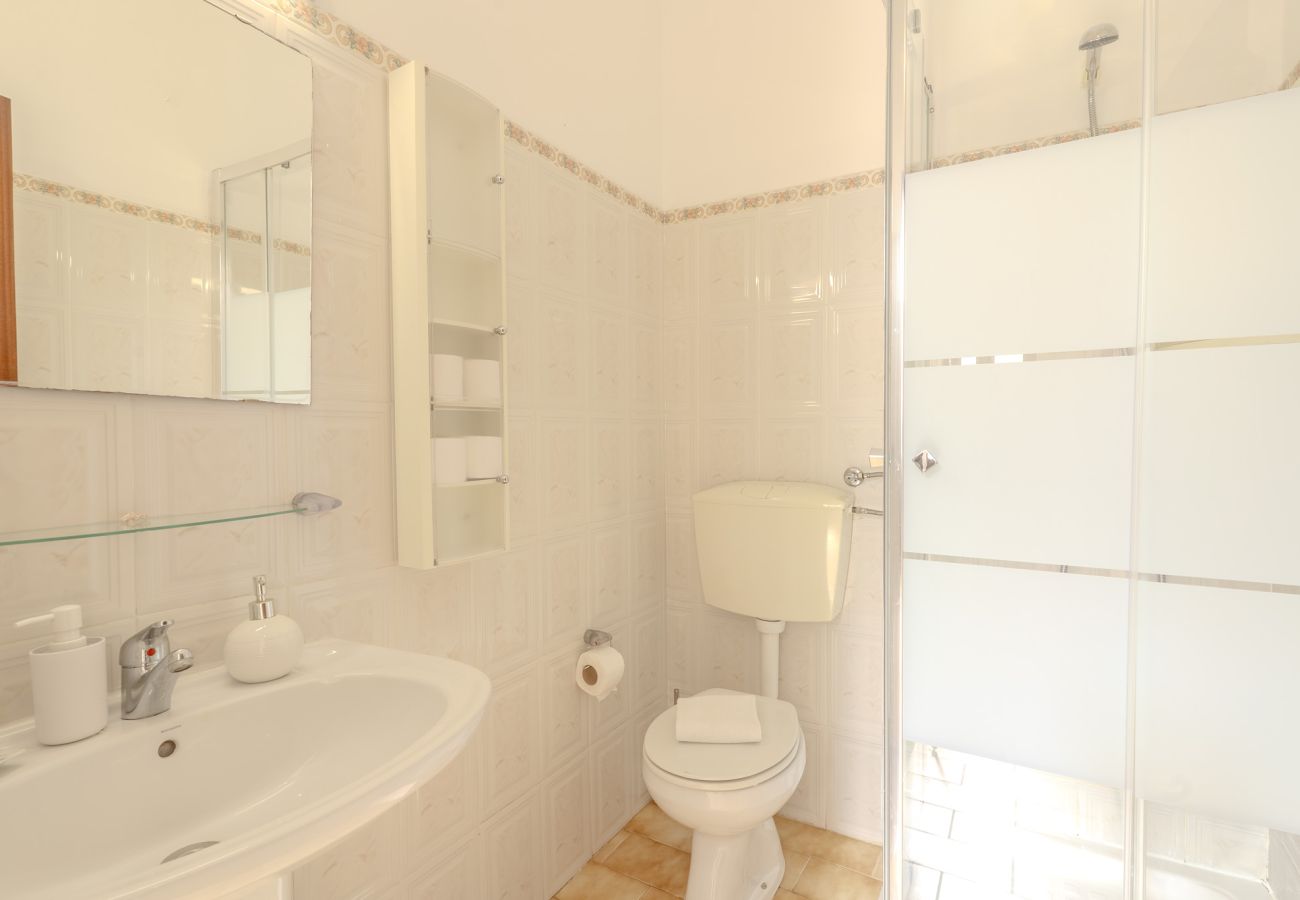 Apartamento en Albufeira - #341 Casa da Guida | Central & Cozy