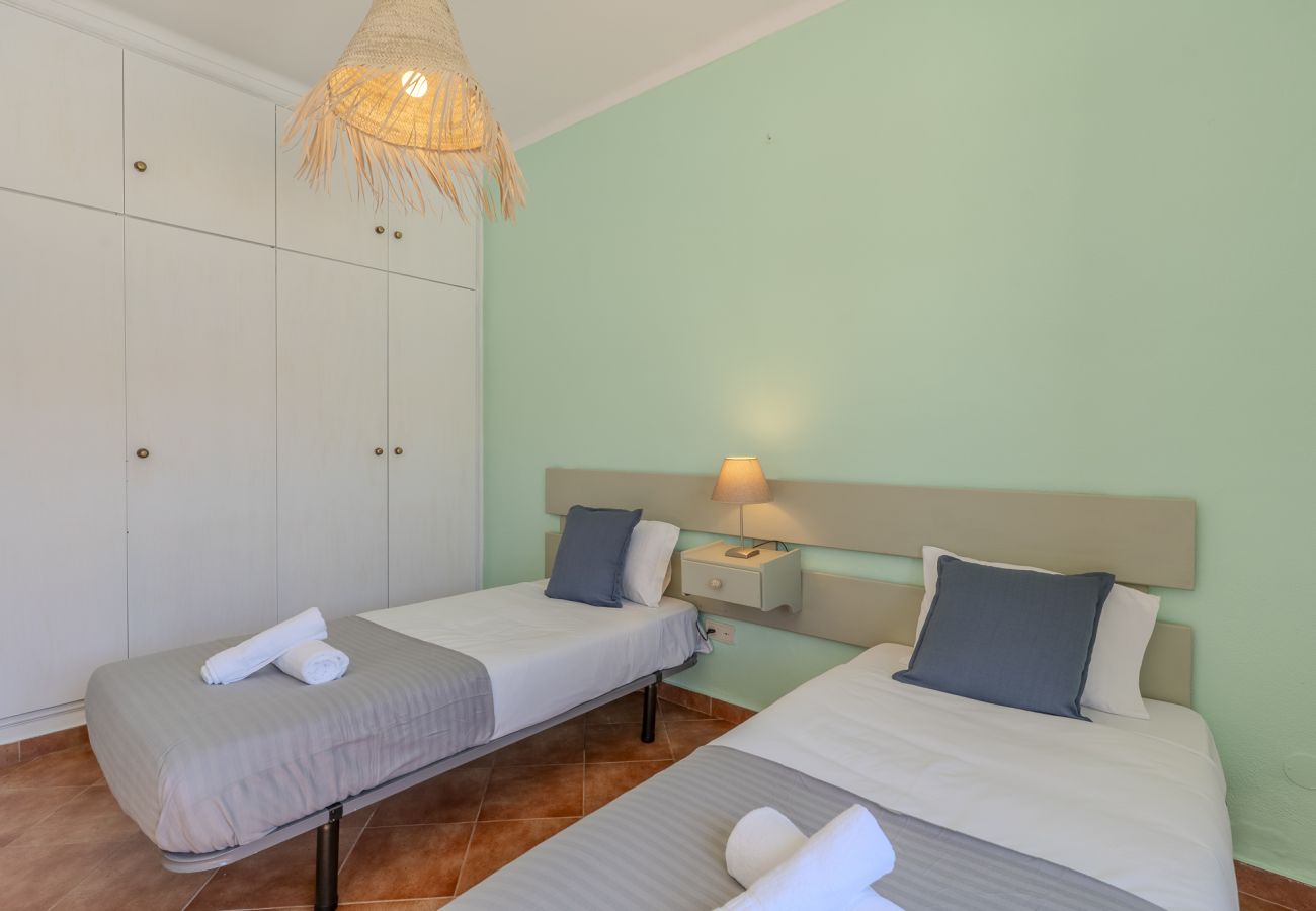 Apartamento en Paderne - #359 Quinta Brito Lima B by Home Holidays