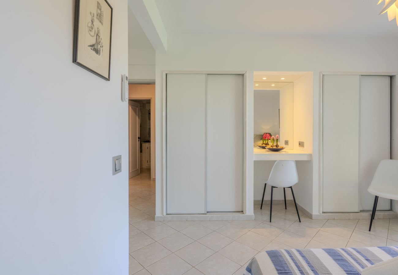 Apartamento en Albufeira - #364 T3 Costa Dourada by Home Holidays 