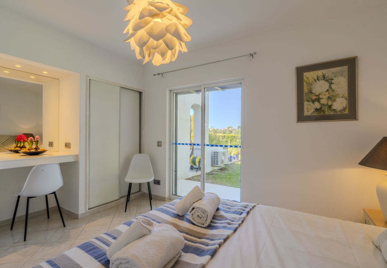 Apartamento en Albufeira - #364 T3 Costa Dourada by Home Holidays 