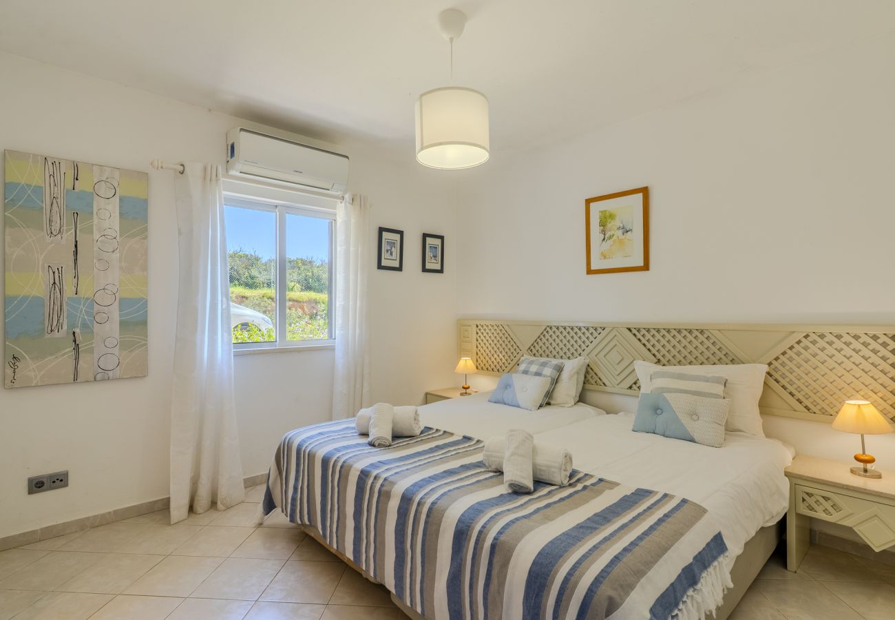 Apartamento en Albufeira - #364 T3 Costa Dourada by Home Holidays 