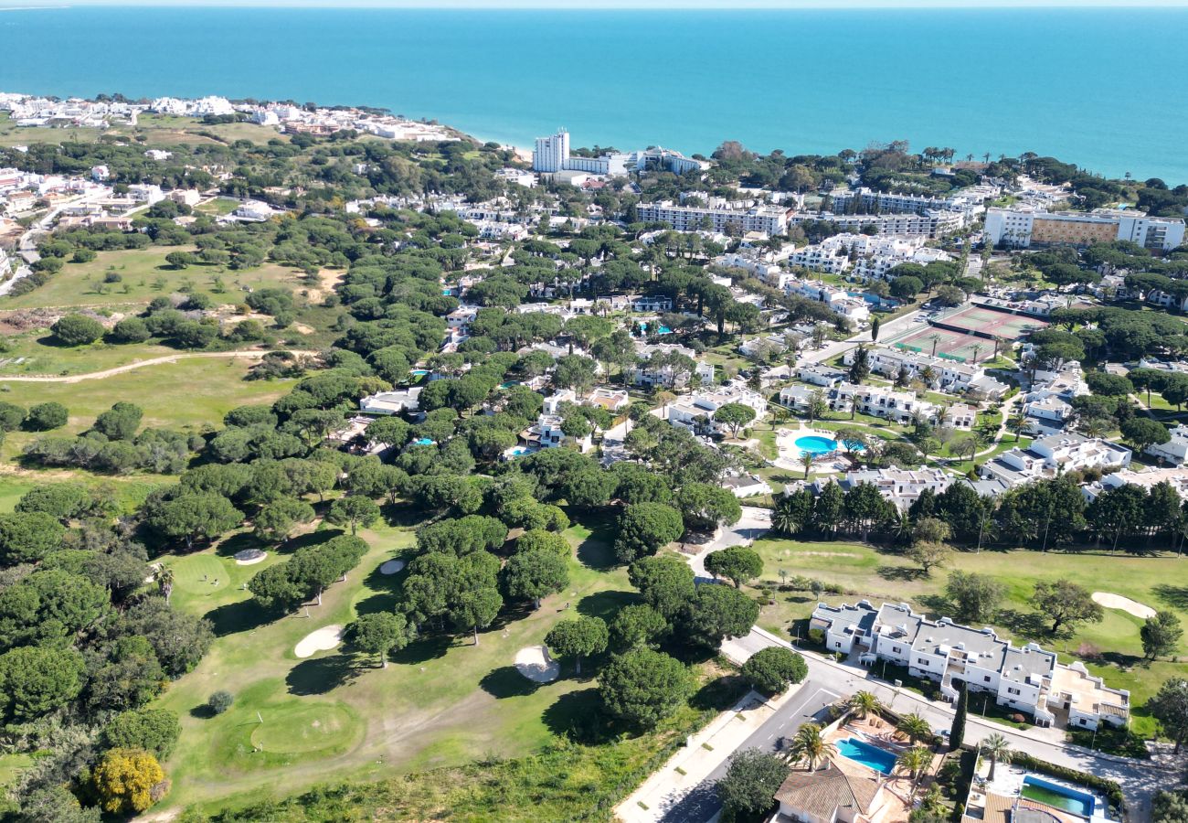 Apartamento en Albufeira - #364 T3 Costa Dourada by Home Holidays 