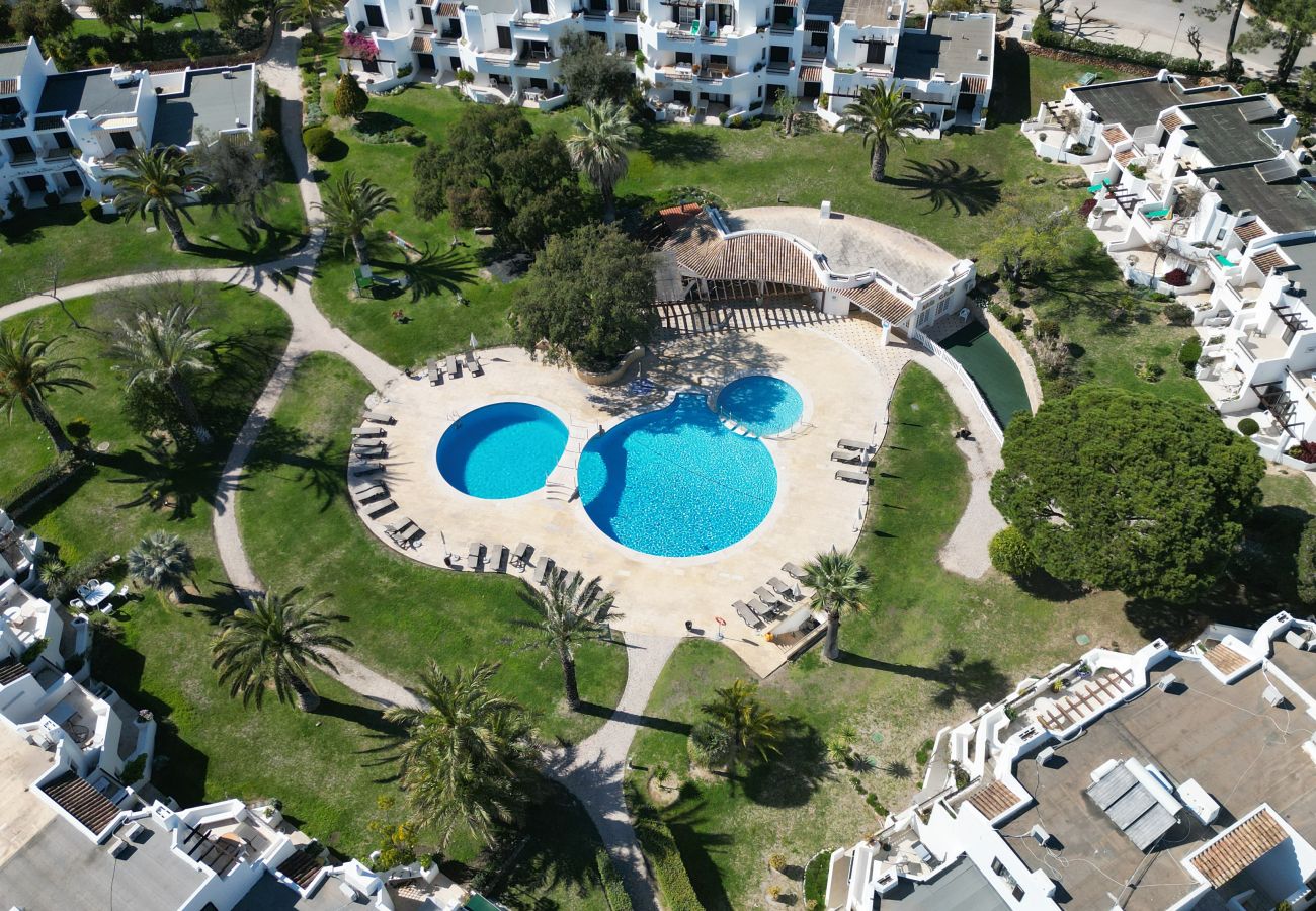 Apartamento en Albufeira - #364 T3 Costa Dourada by Home Holidays 