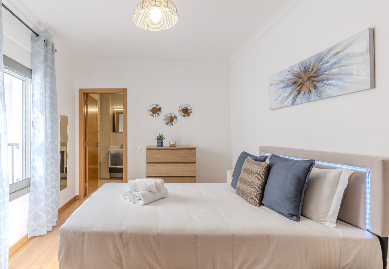 Apartamento en Albufeira - #368 T2 Apartment | Sea View & Terrace Albufeira