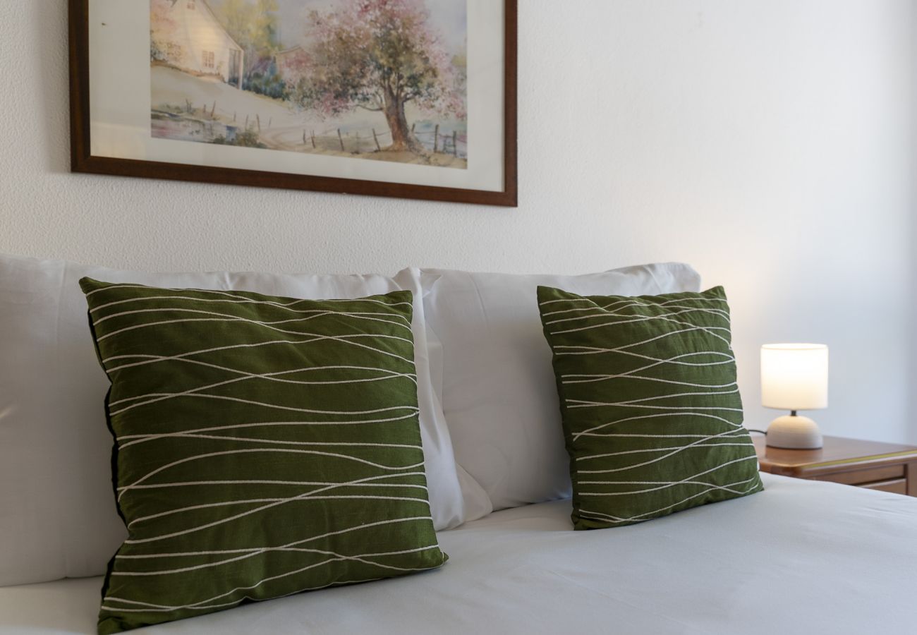 Apartamento en Albufeira - #345 Central Albufeira Apartment | AC & Garage 