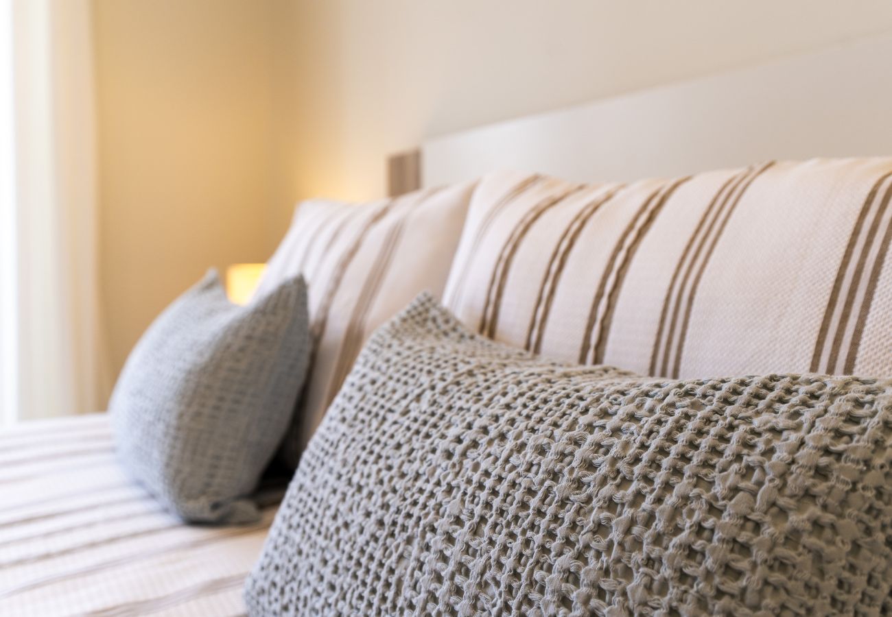 Apartamento en Albufeira - #318 Spacious 2BR Apartment | Bright Interiors