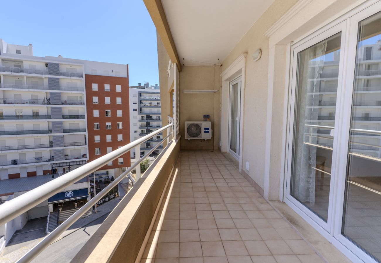 Apartamento en Portimão - #377 Sunny Portimão Apartment | Pool & Balcony