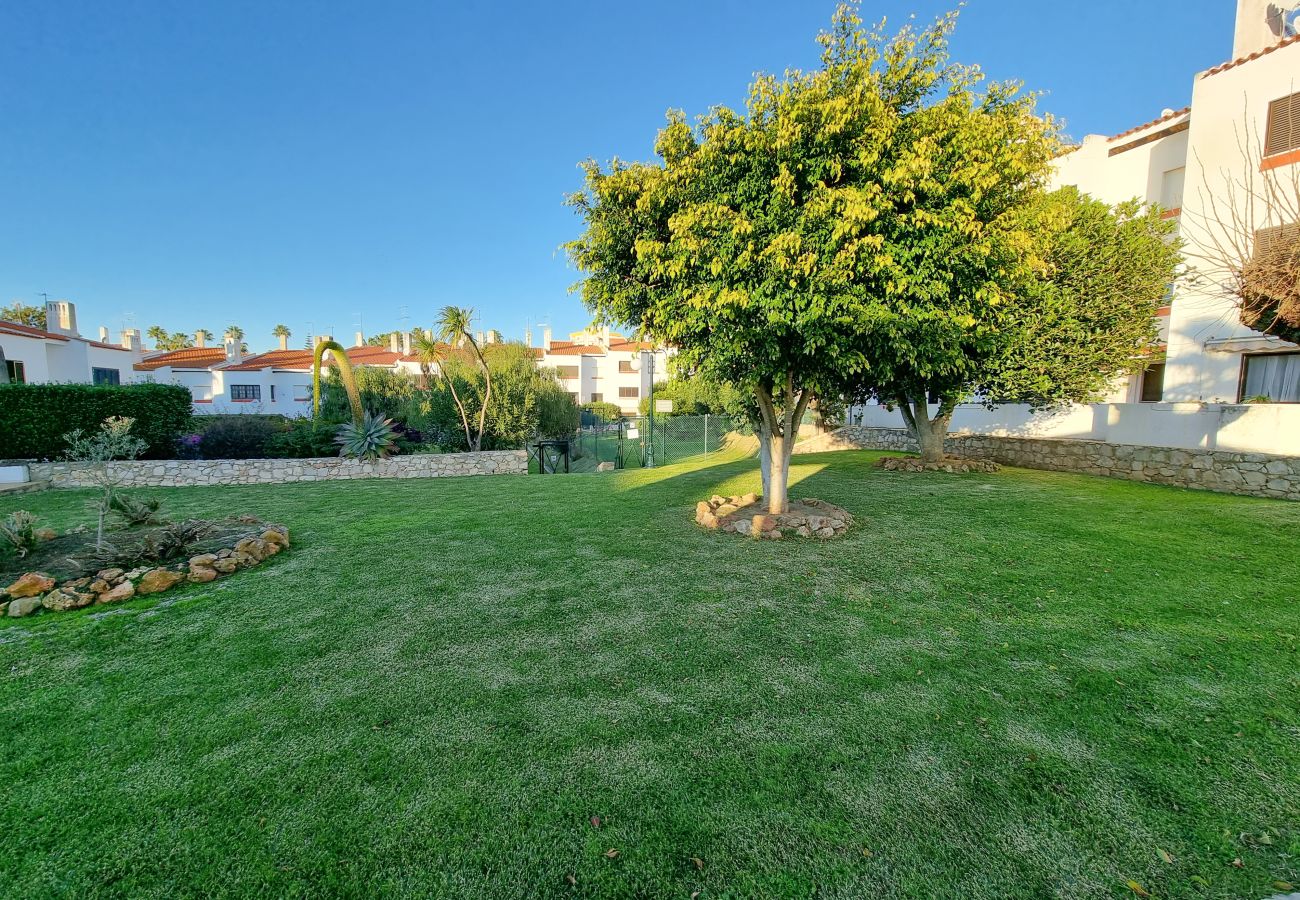 Apartamento en Albufeira - #404 Bright Family Apartment | Pool in Albufeira