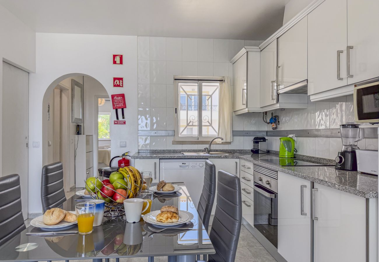 Apartamento en Albufeira - #398 Elegant Sea View Apartment W Balcony | 1BR