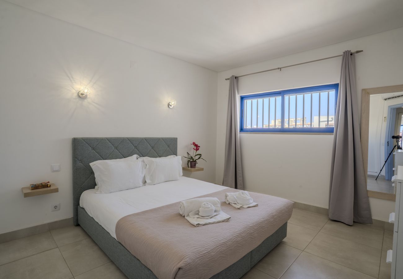 Apartamento en Albufeira - #412 Flat with pool | 1BR | Near Oura & Beaches