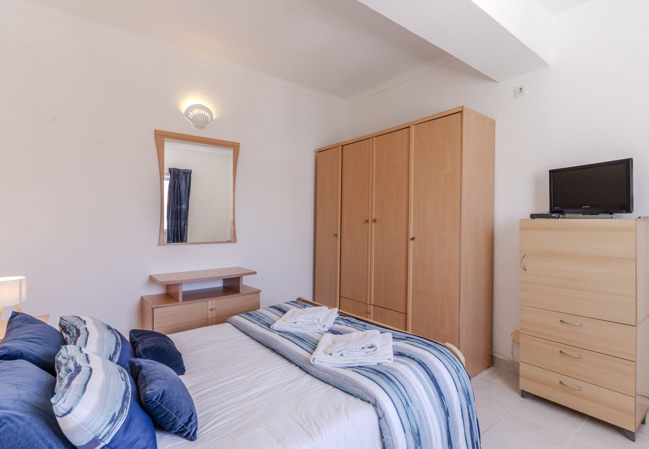 Apartamento en Albufeira - #401 Cozy & Central 1BR Apartment in Albufeira