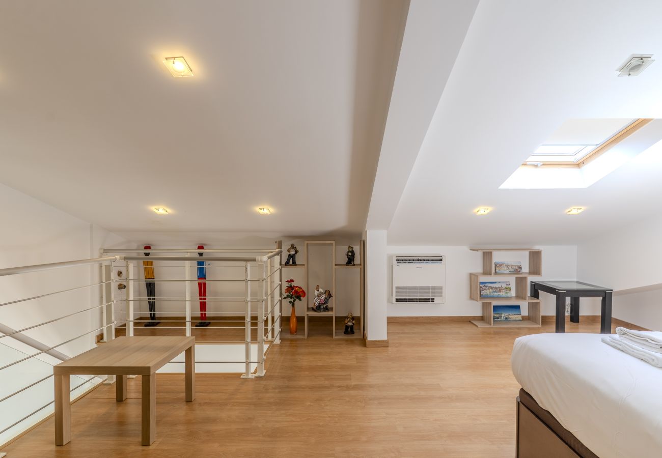 Apartamento en Albufeira - #418 Cozy & Bright Apartment | Spacious Retreat with Shared Pool