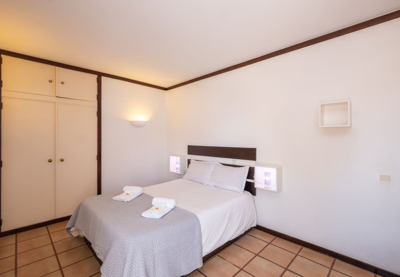 Appartement à Albufeira - #29 Flat Sea View / Pool / Beach / New Town