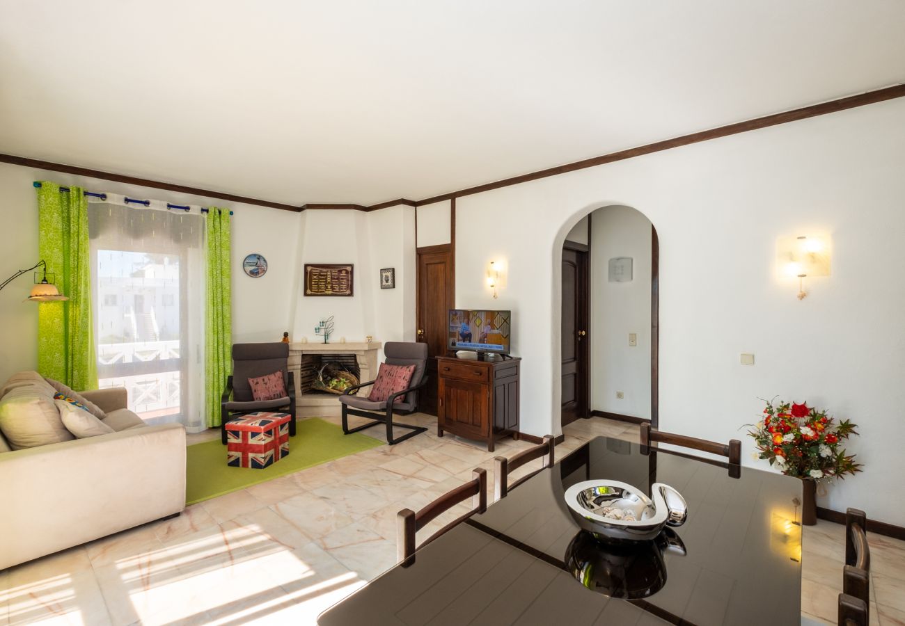 Appartement à Albufeira - #29 Flat Sea View / Pool / Beach / New Town