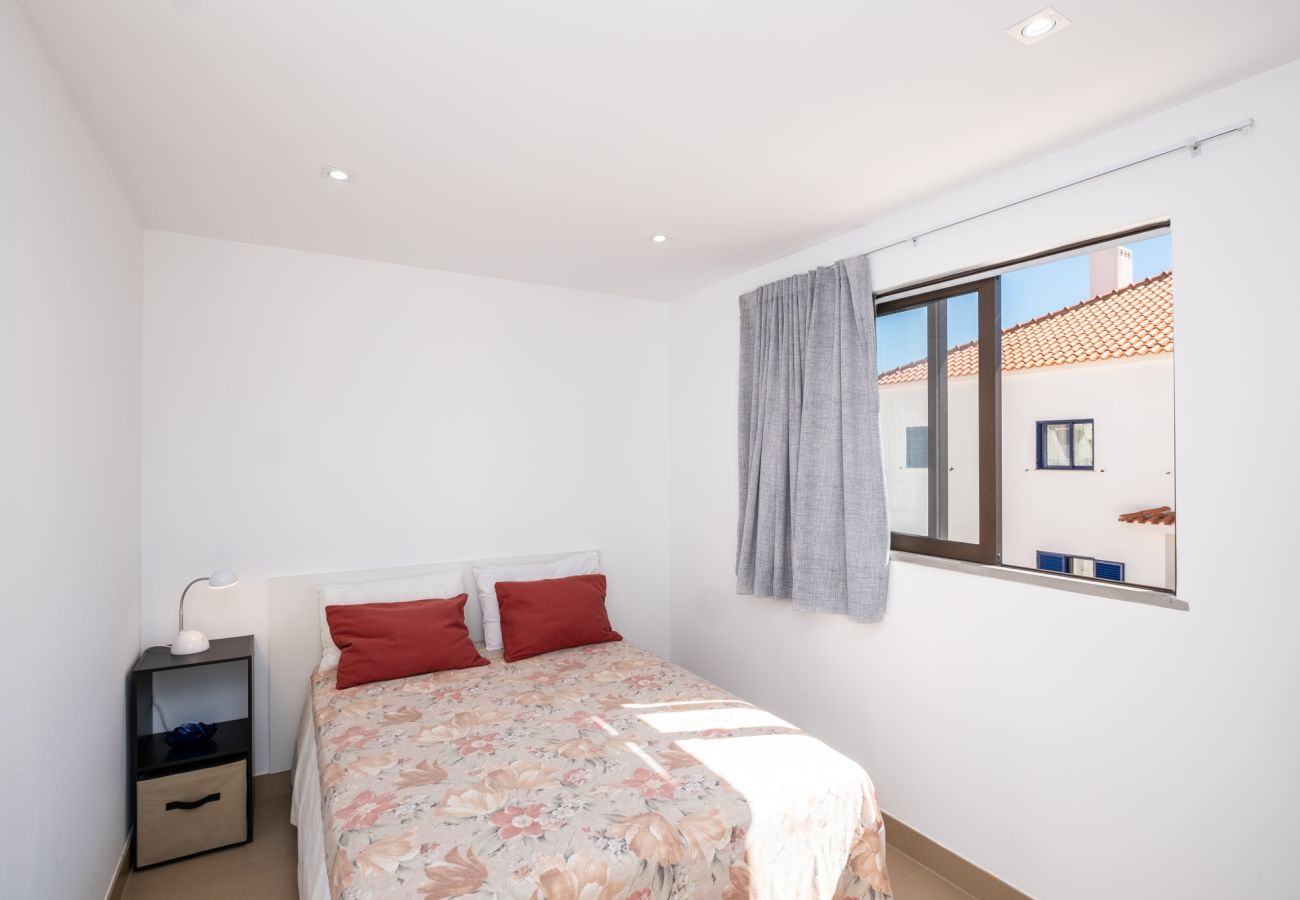 Appartement à Albufeira - #29 Flat Sea View / Pool / Beach / New Town