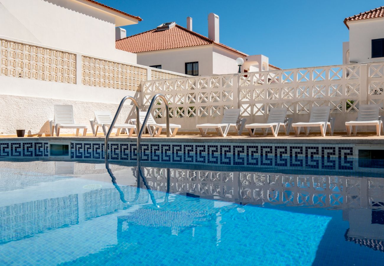 Appartement à Albufeira - #29 Flat Sea View / Pool / Beach / New Town
