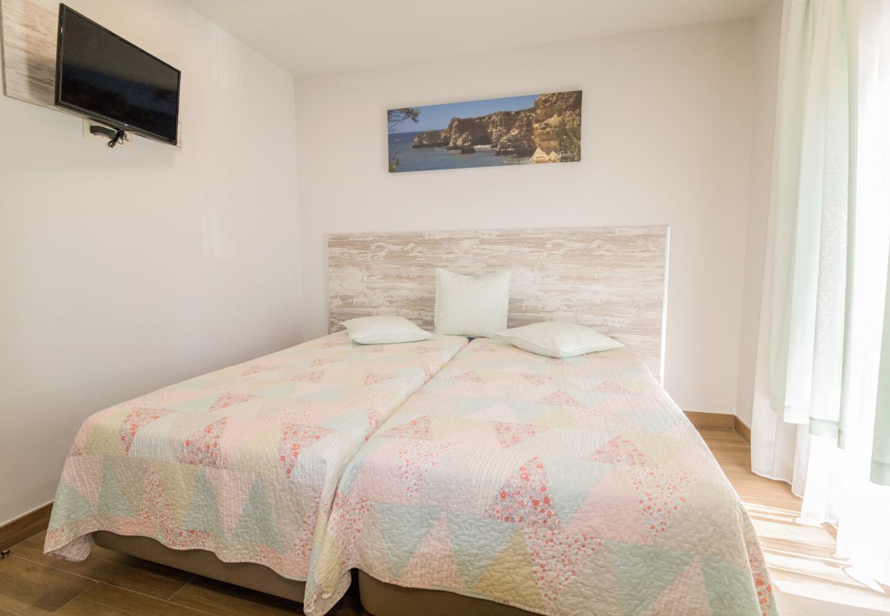 Appartement à Albufeira - #35 Apt OuraVillage / New Town / Pool / Beach